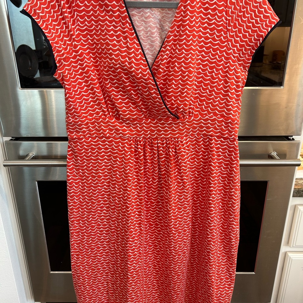 Boden Red and Pink Wave Print Dress, size 12, GUC